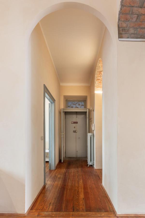 Suite Cavour By Icasamia It Varese Buitenkant foto