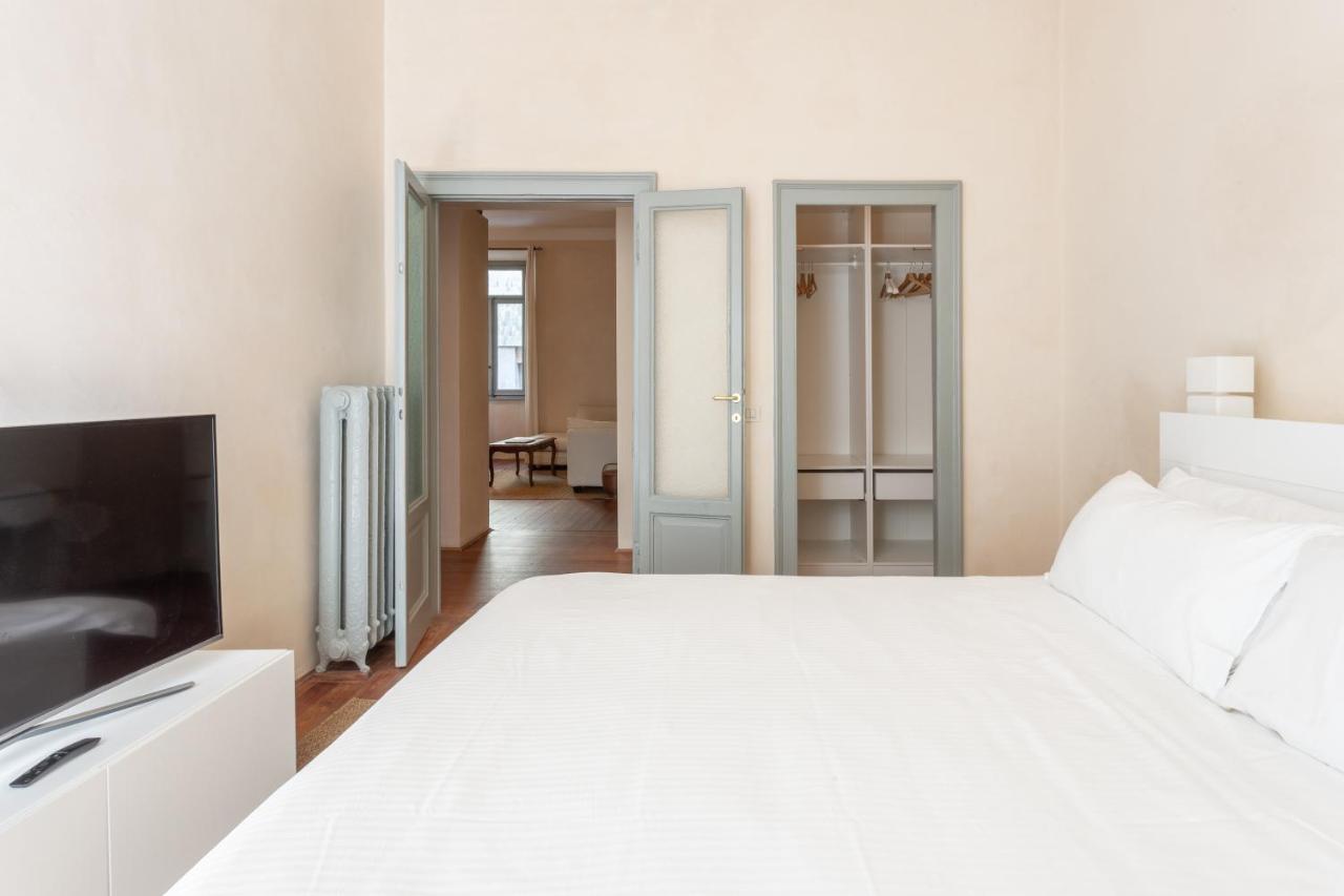 Suite Cavour By Icasamia It Varese Buitenkant foto